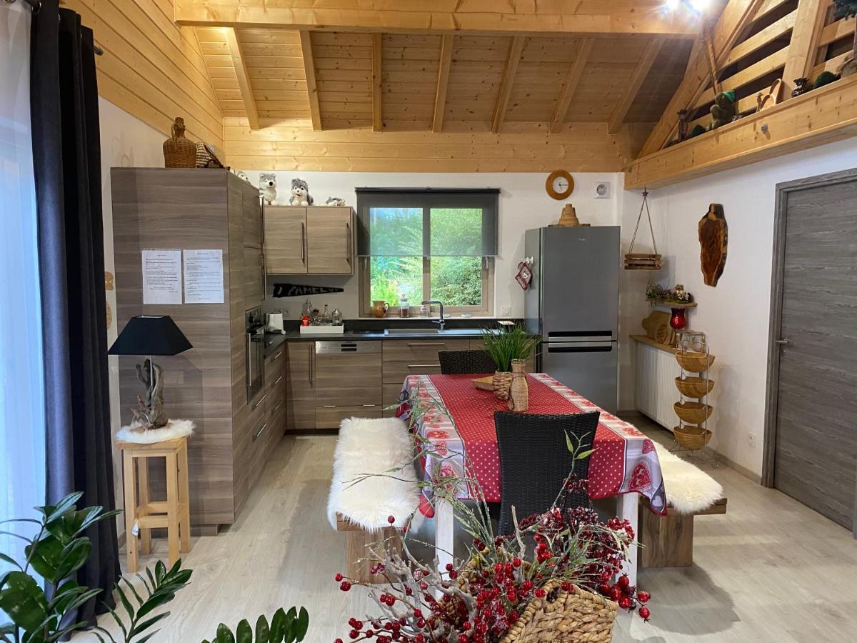 Chalet A La Campagne Coise-Saint-Jean-Pied-Gauthier Buitenkant foto